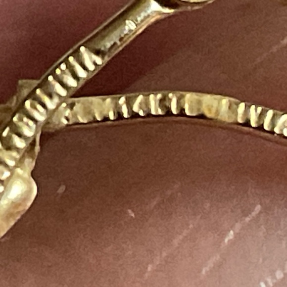 14k solid gold earrings - Picture 5 of 8